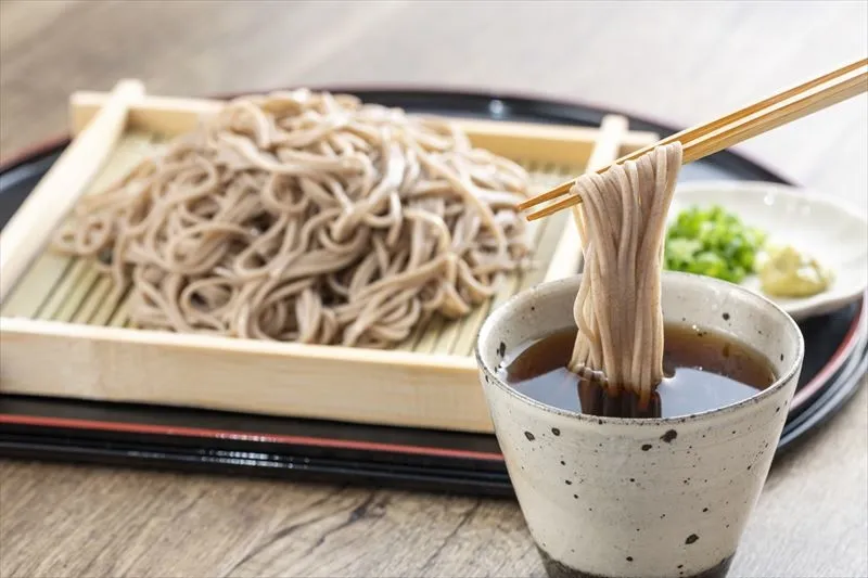 そばを食べるときのマナーについて